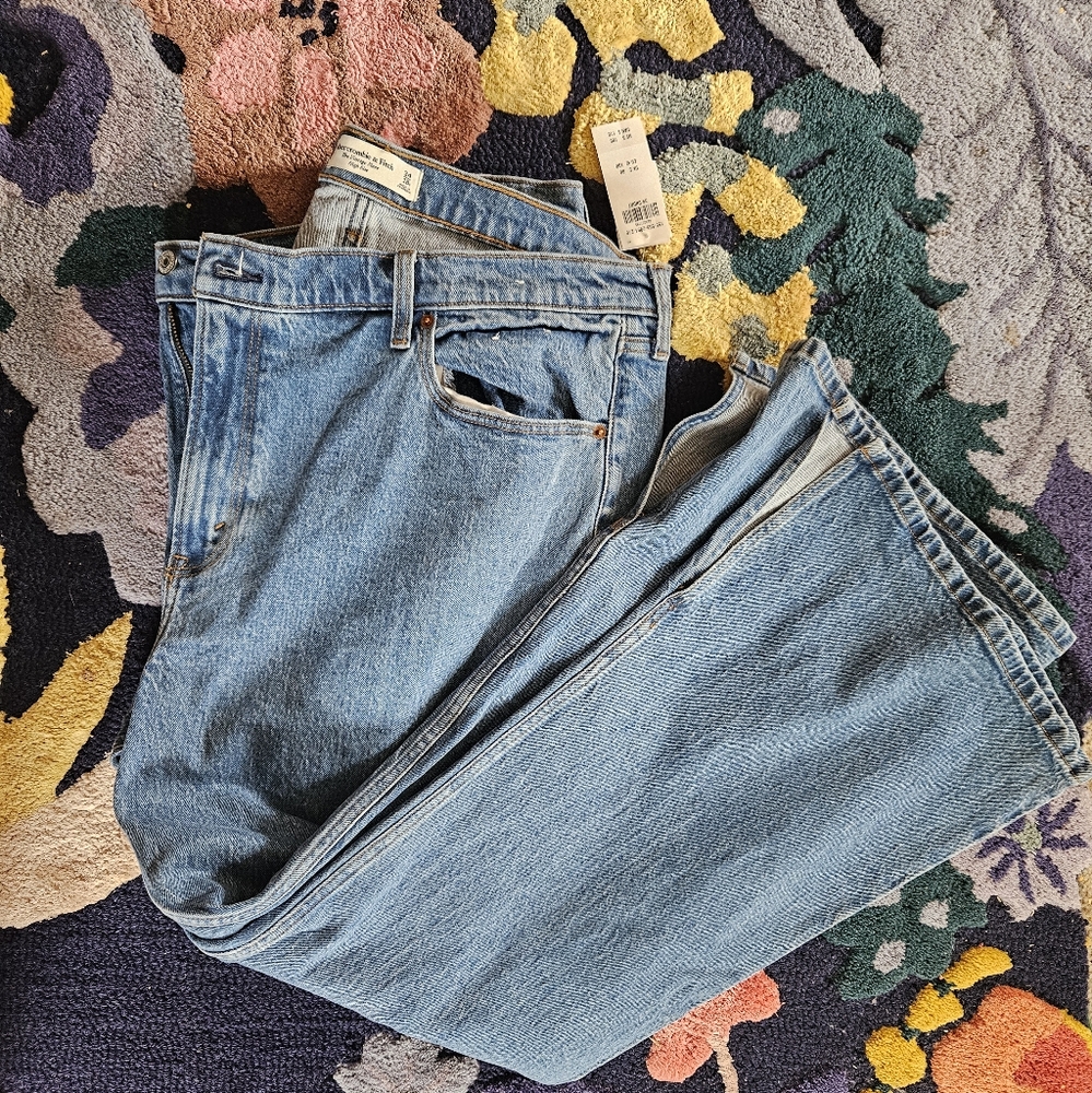 Abercrombie & Fitch Women's Blue High Rise Vintage Flare Jeans
